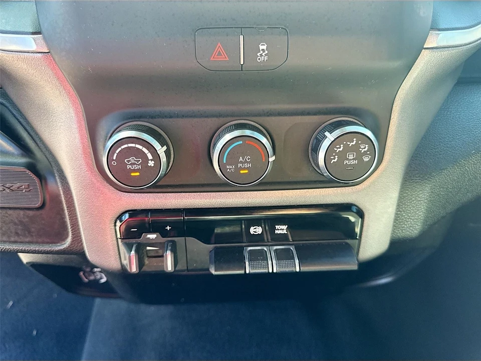 2021 Ram 2500 - Image 11 of 31
