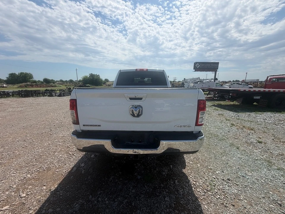 2021 Ram 2500 - Image 10 of 24
