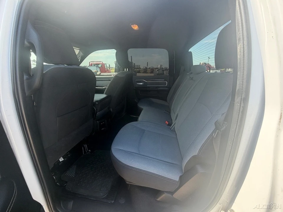 2021 Ram 2500 - Image 18 of 24