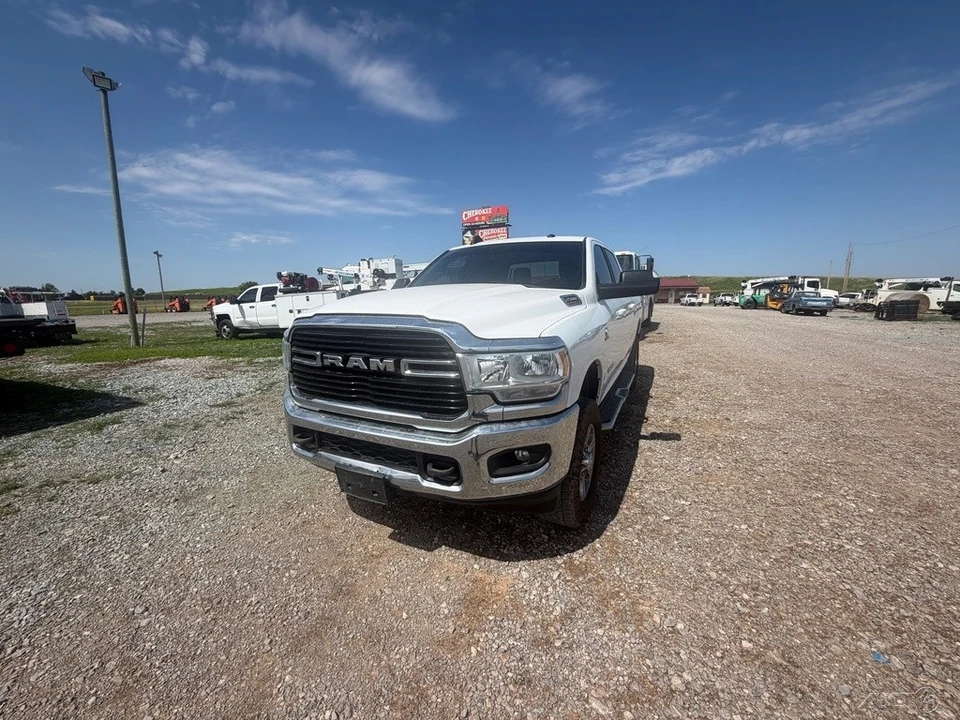 2021 Ram 2500 - Image 3 of 24