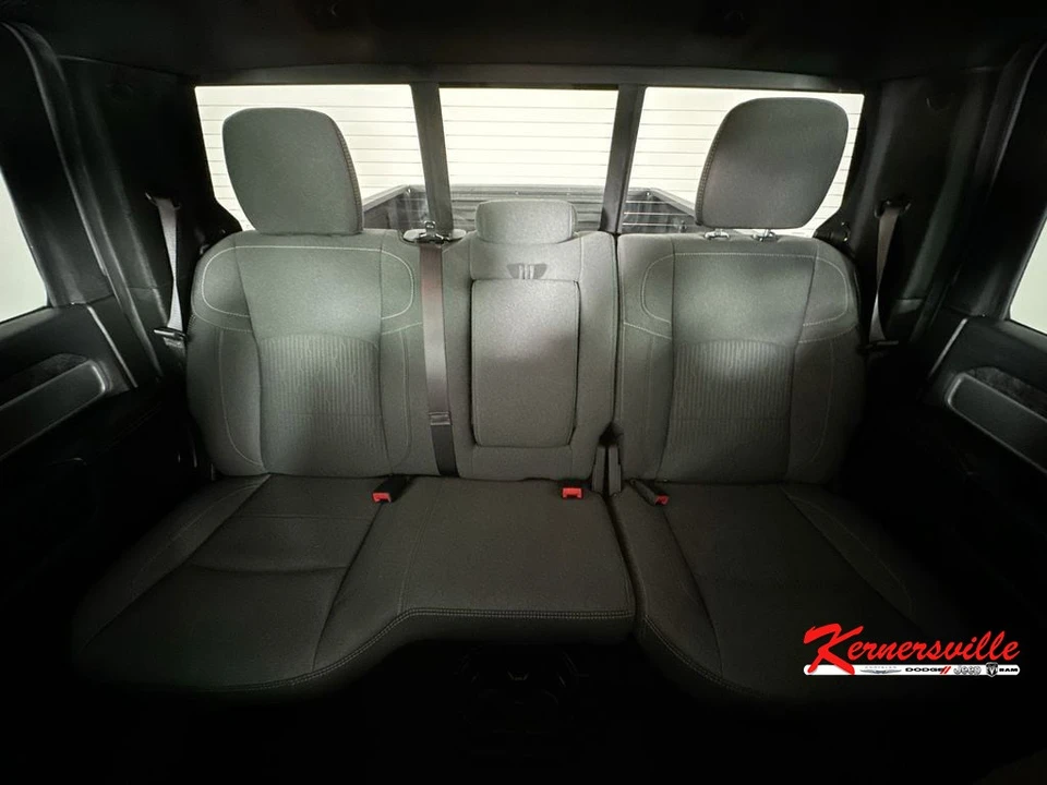 2021 Ram 2500 - Image 13 of 24
