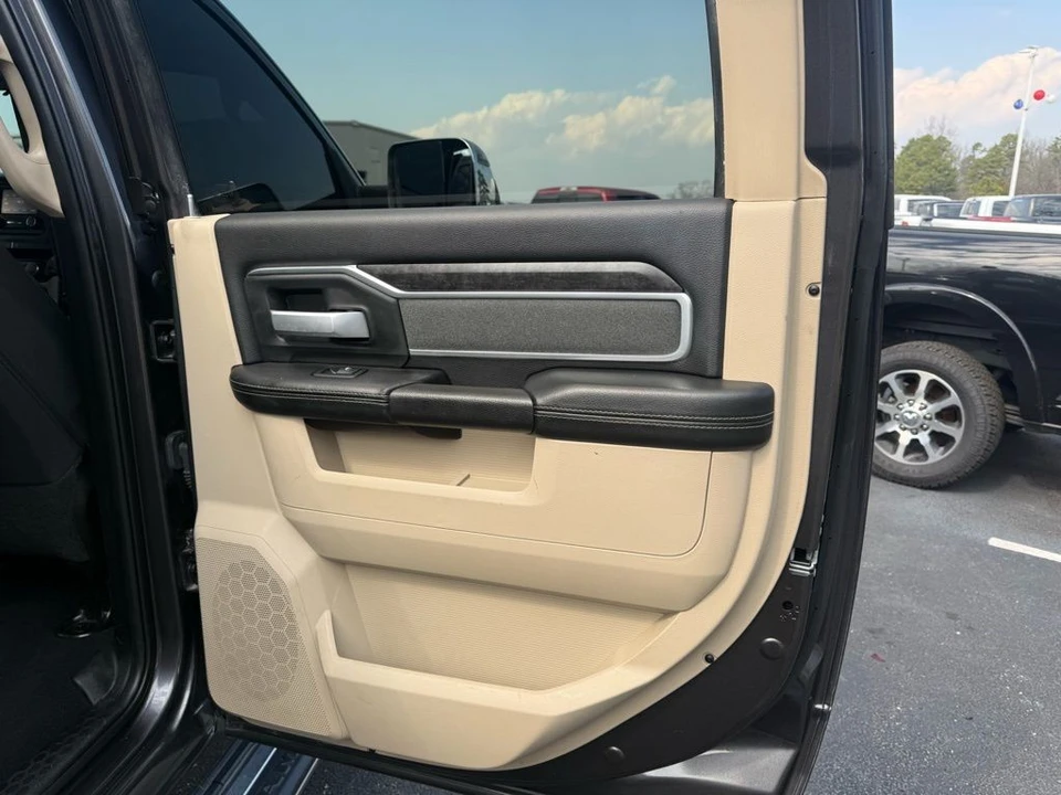 2021 Ram 2500 - Image 19 of 21