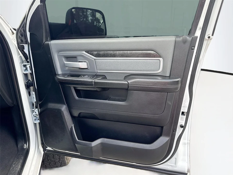 2021 Ram 2500 - Image 12 of 14