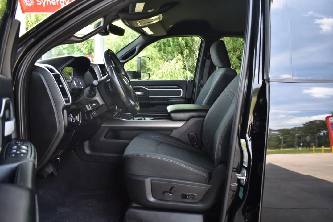 2021 Ram 2500 - Image 10 of 22