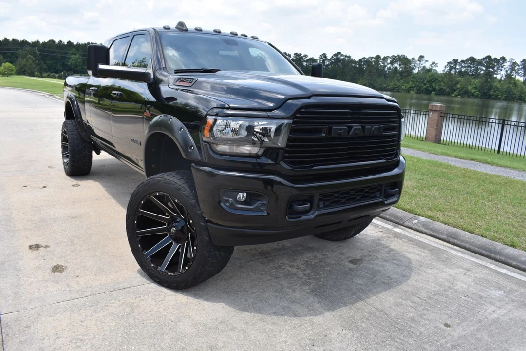 2021 Ram 2500 - Image 2 of 22