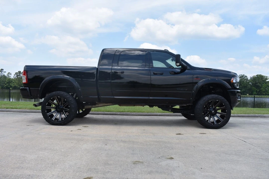 2021 Ram 2500 - Image 3 of 22