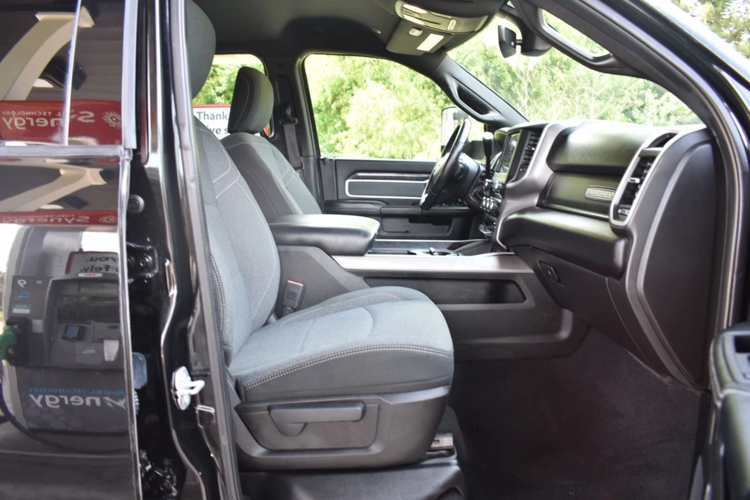 2021 Ram 2500 - Image 16 of 22