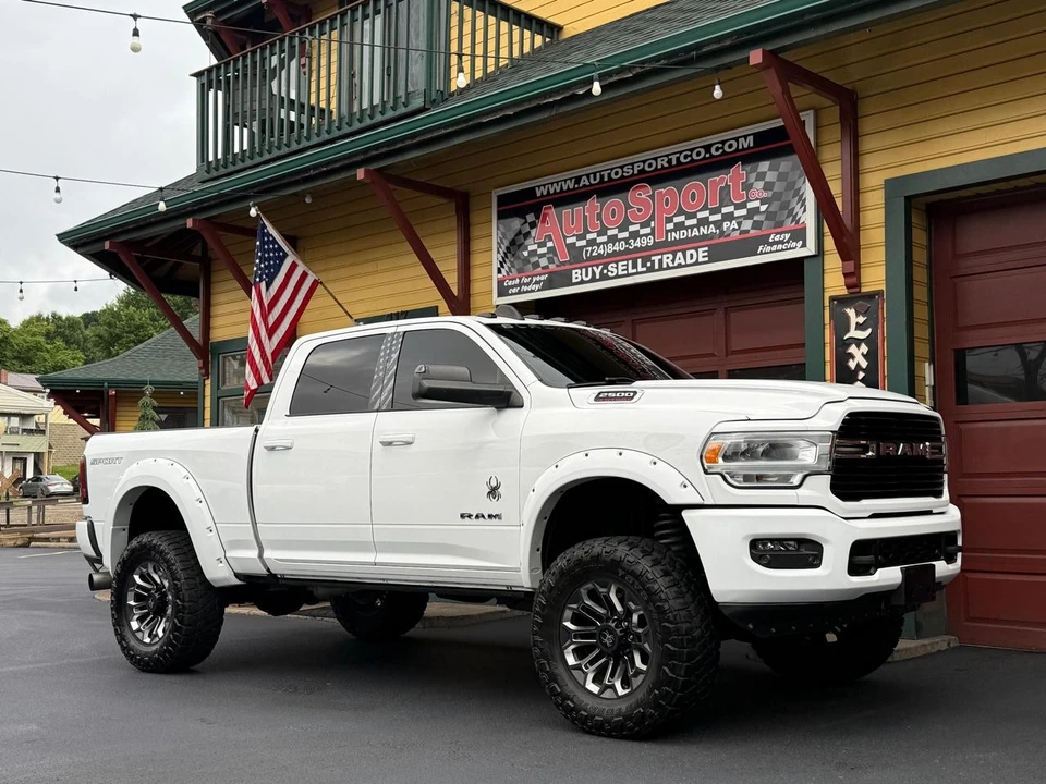 2021 Ram 2500 - Image 2 of 25