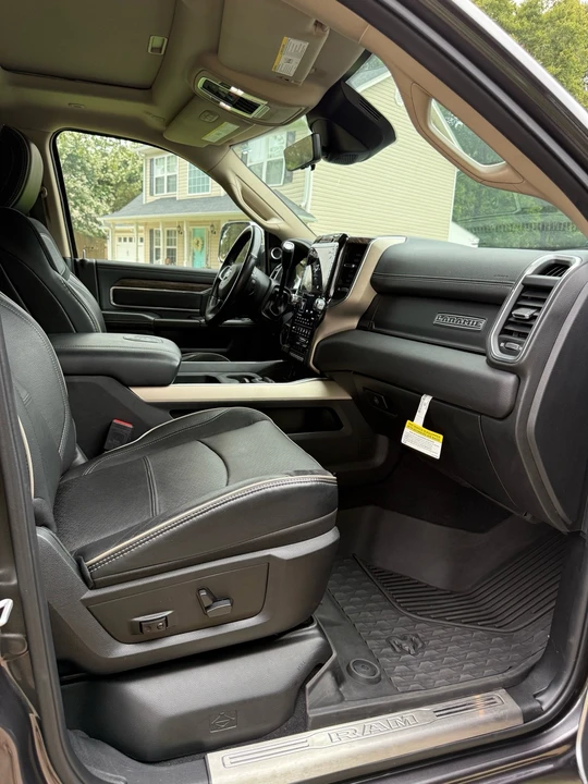 2021 Ram 2500 - Image 13 of 16