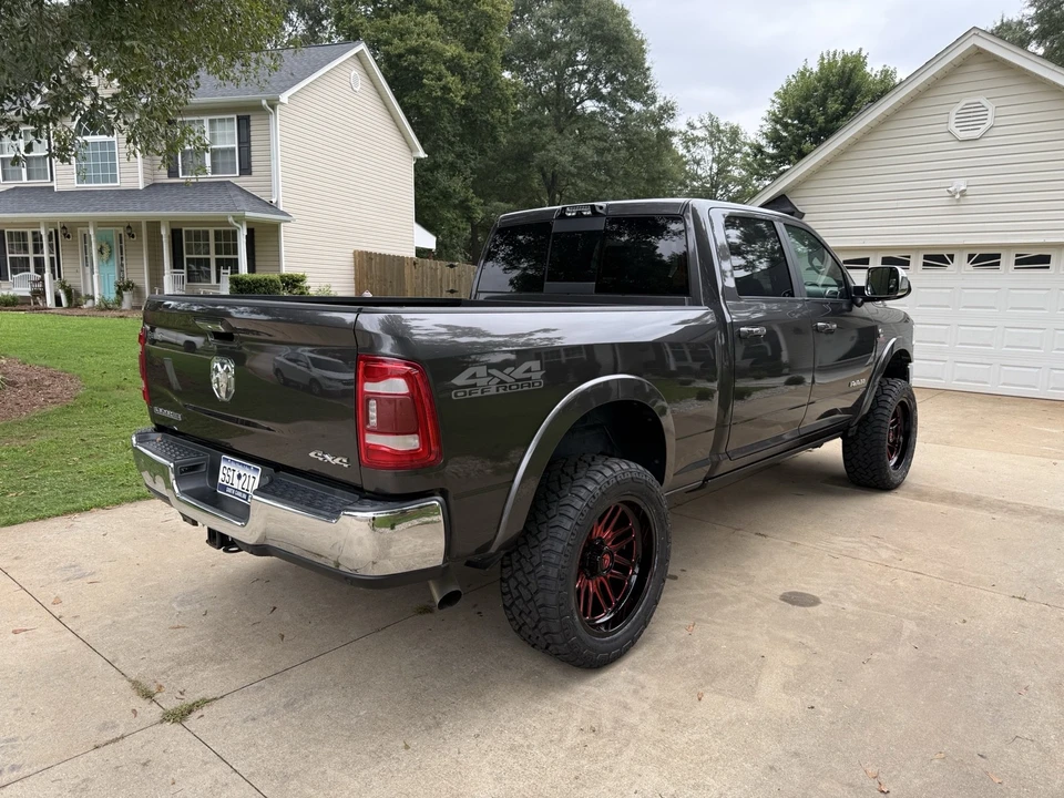 2021 Ram 2500 - Image 7 of 16