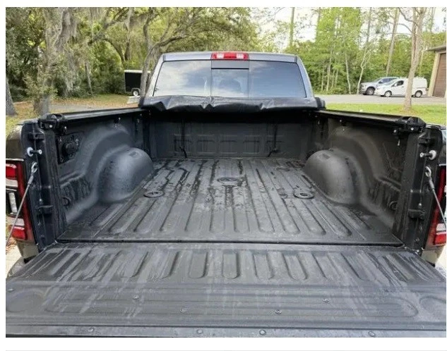 2021 Ram 2500 - Image 7 of 18