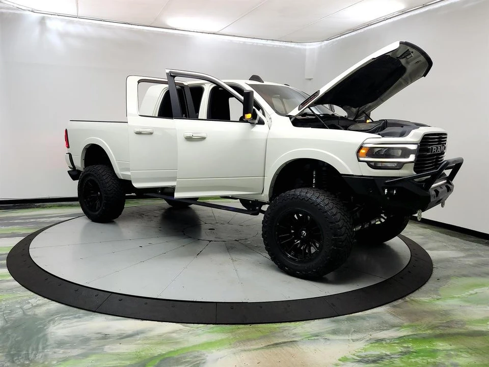 2021 Ram 2500 - Image 10 of 31