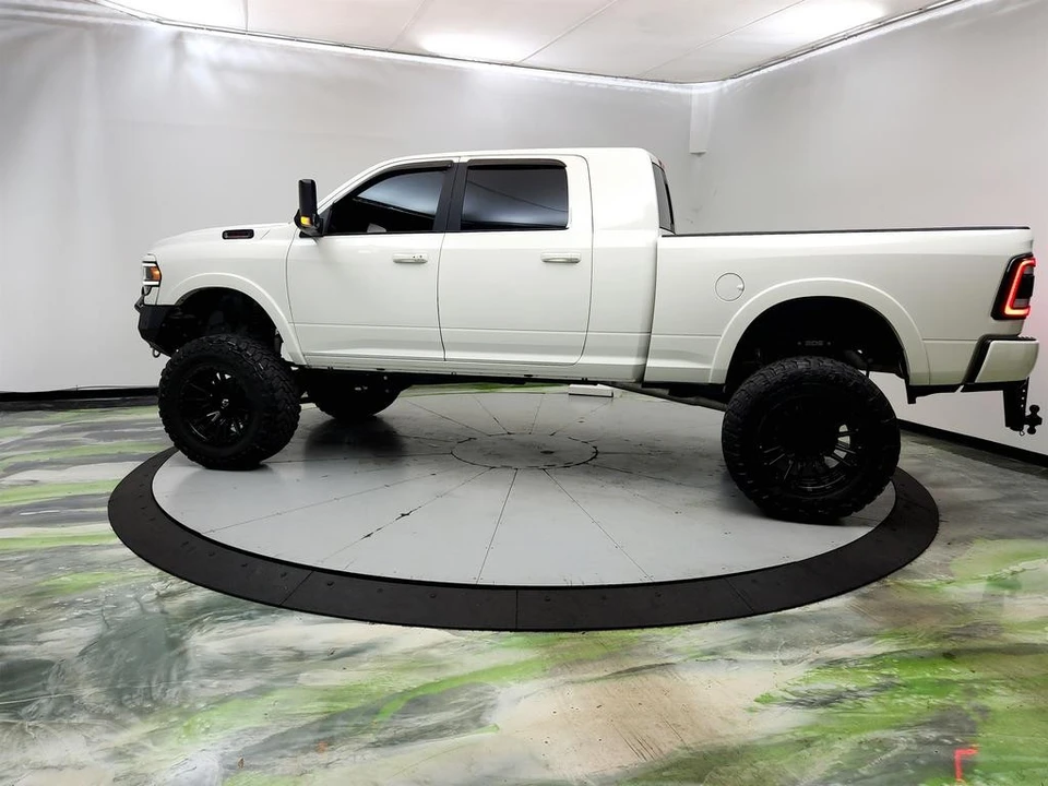 2021 Ram 2500 - Image 8 of 31
