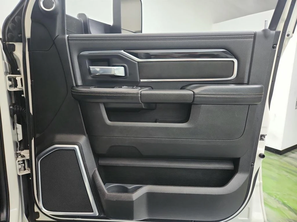 2021 Ram 2500 - Image 26 of 31