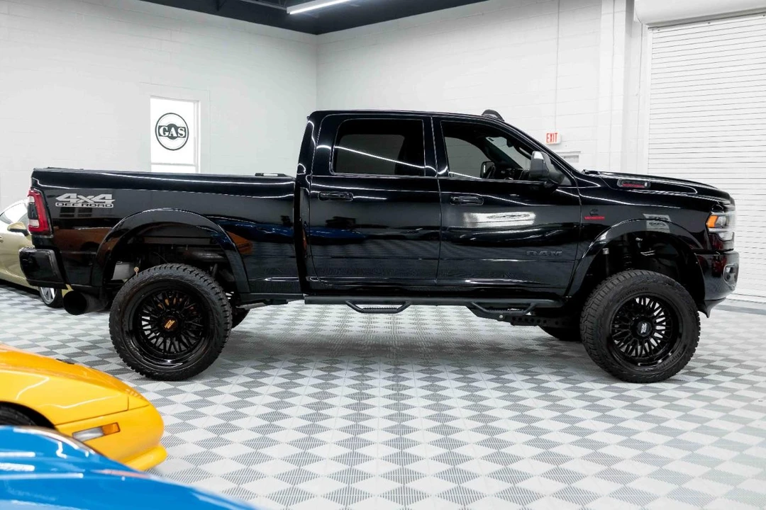 2021 Ram 2500 - Image 6 of 31