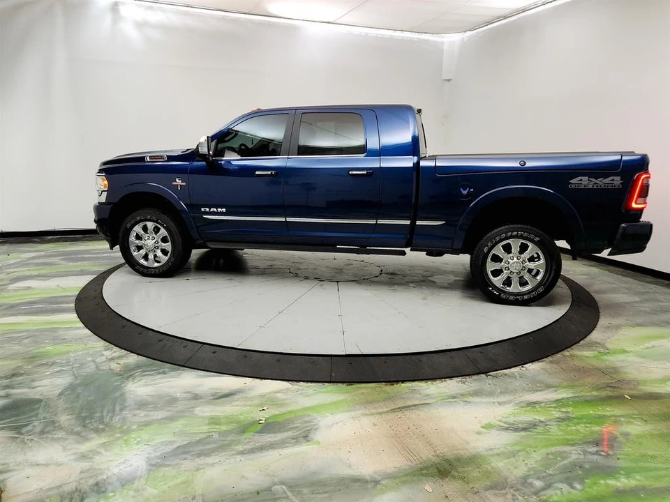 2021 Ram 2500 - Image 8 of 31