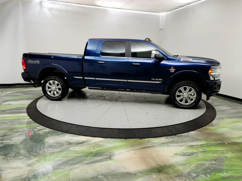 2021 Ram 2500 - Image 4 of 31