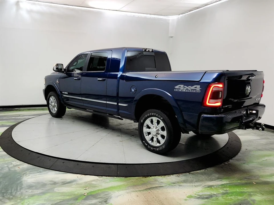 2021 Ram 2500 - Image 7 of 31