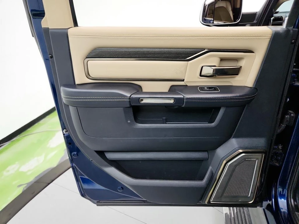2021 Ram 2500 - Image 23 of 31