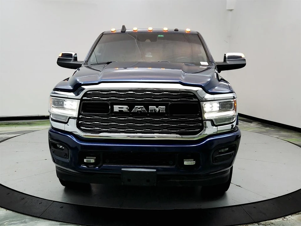 2021 Ram 2500 - Image 2 of 31