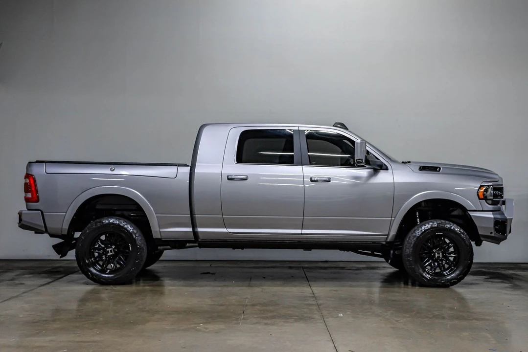 2021 Ram 2500 - Image 10 of 12
