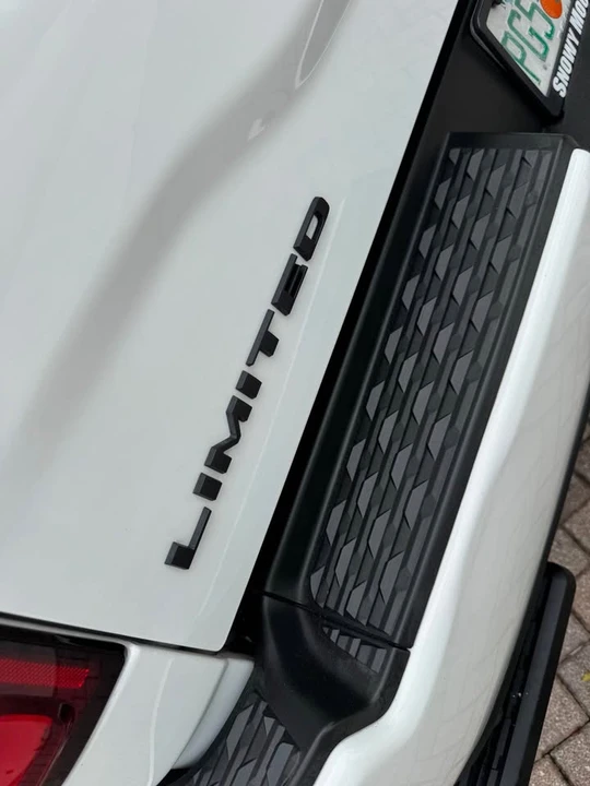 2021 Ram 2500 - Image 16 of 17