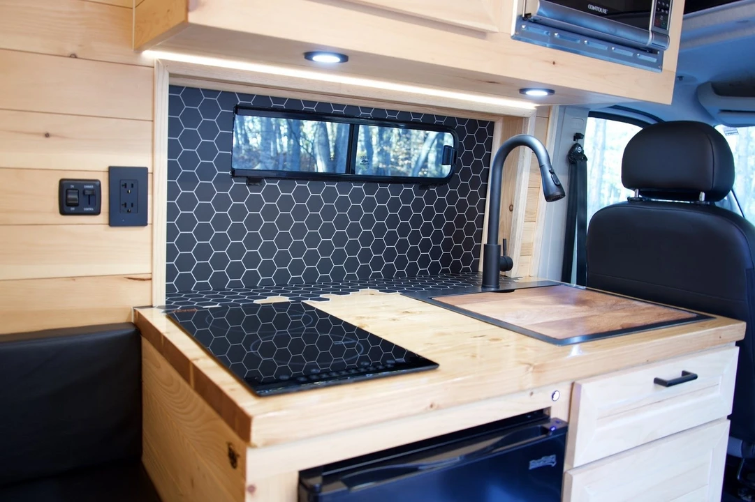 2021 Ram ProMaster - Image 16 of 21