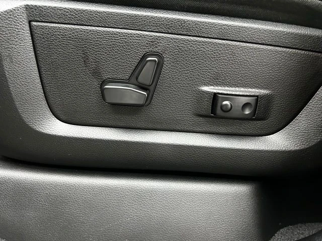 2021 Ram 2500 - Image 10 of 12