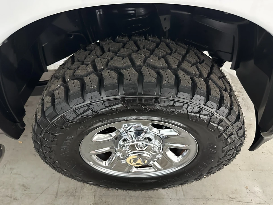 2021 Ram 2500 - Image 7 of 21