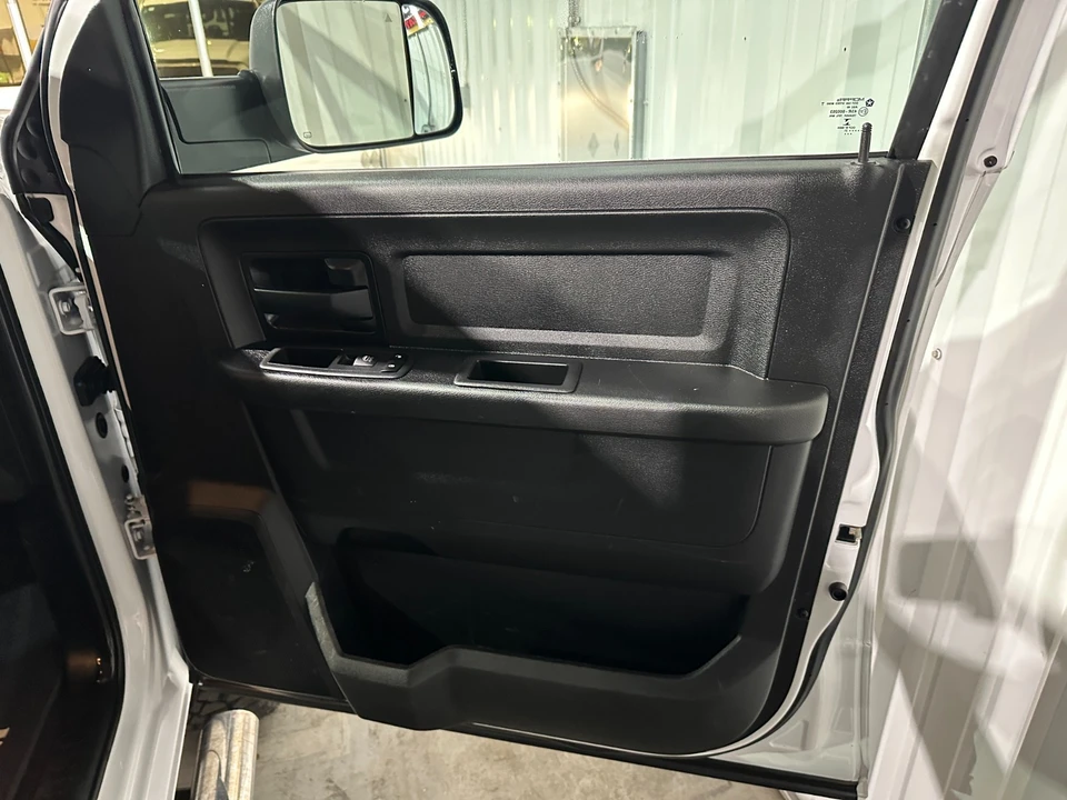 2021 Ram 2500 - Image 10 of 21
