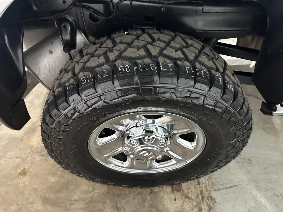 2021 Ram 2500 - Image 6 of 21
