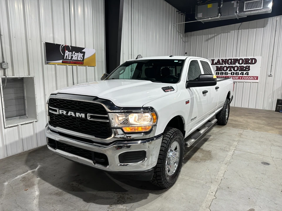 2021 Ram 2500 - Image 2 of 21