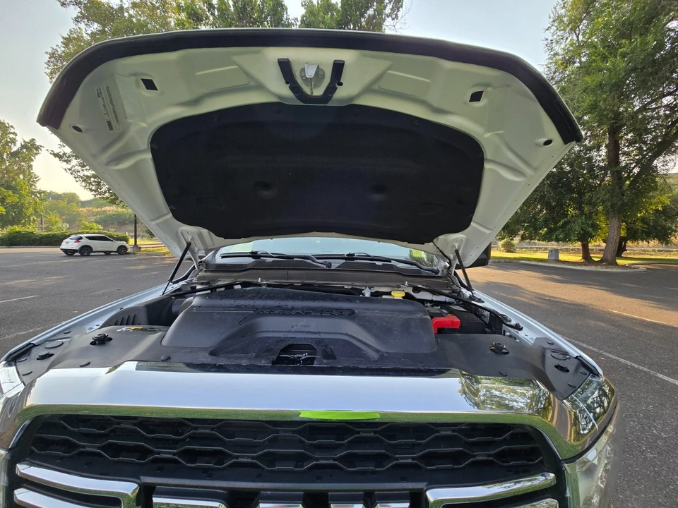 2021 Ram 2500 - Image 4 of 31