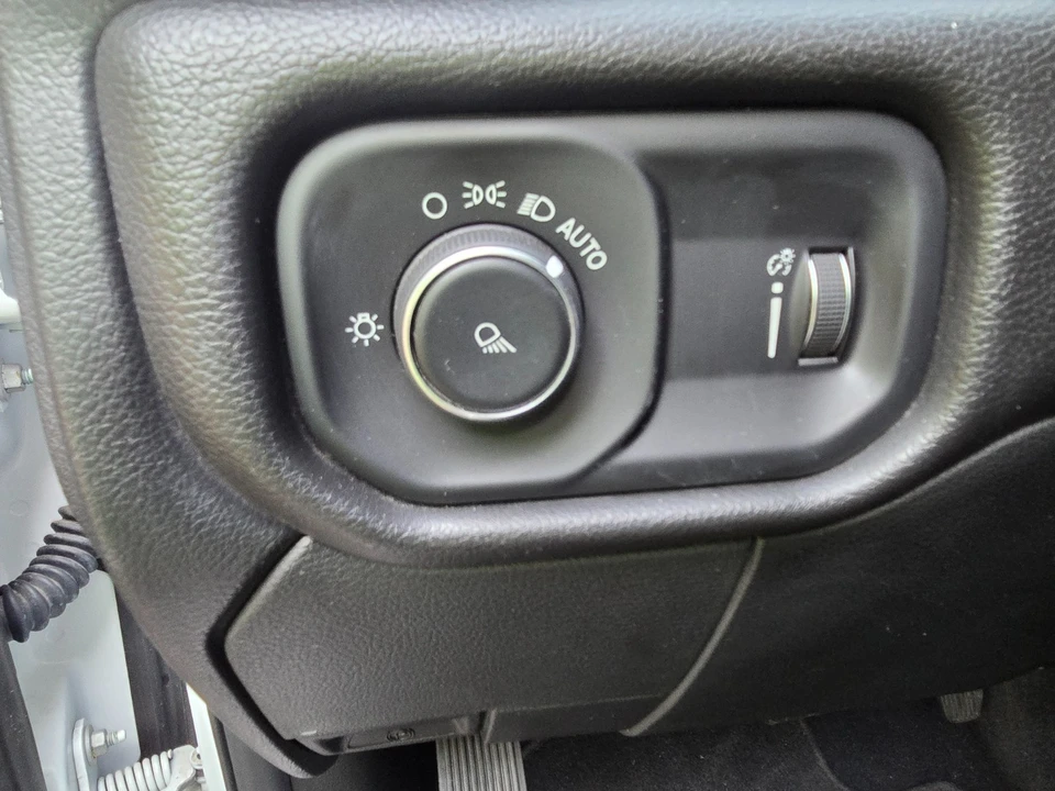 2021 Ram 2500 - Image 23 of 31