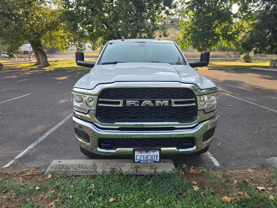 2021 Ram 2500 - Image 3 of 31