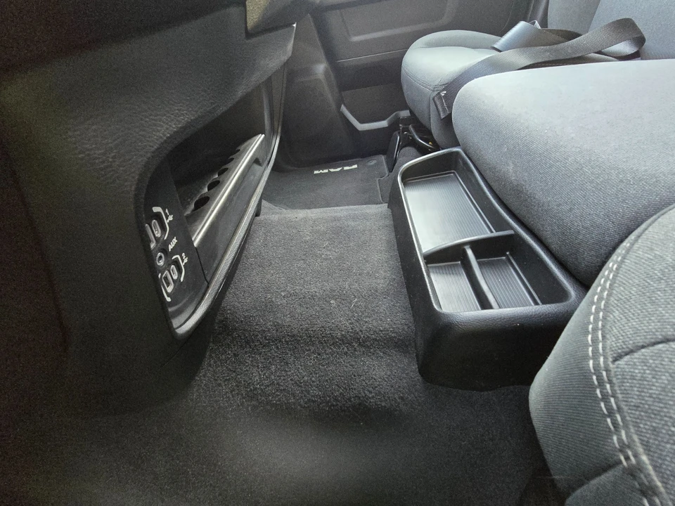 2021 Ram 2500 - Image 11 of 31