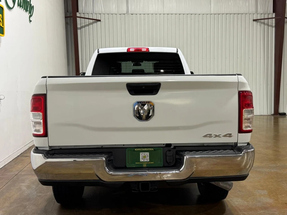 2021 Ram 2500 - Image 7 of 12