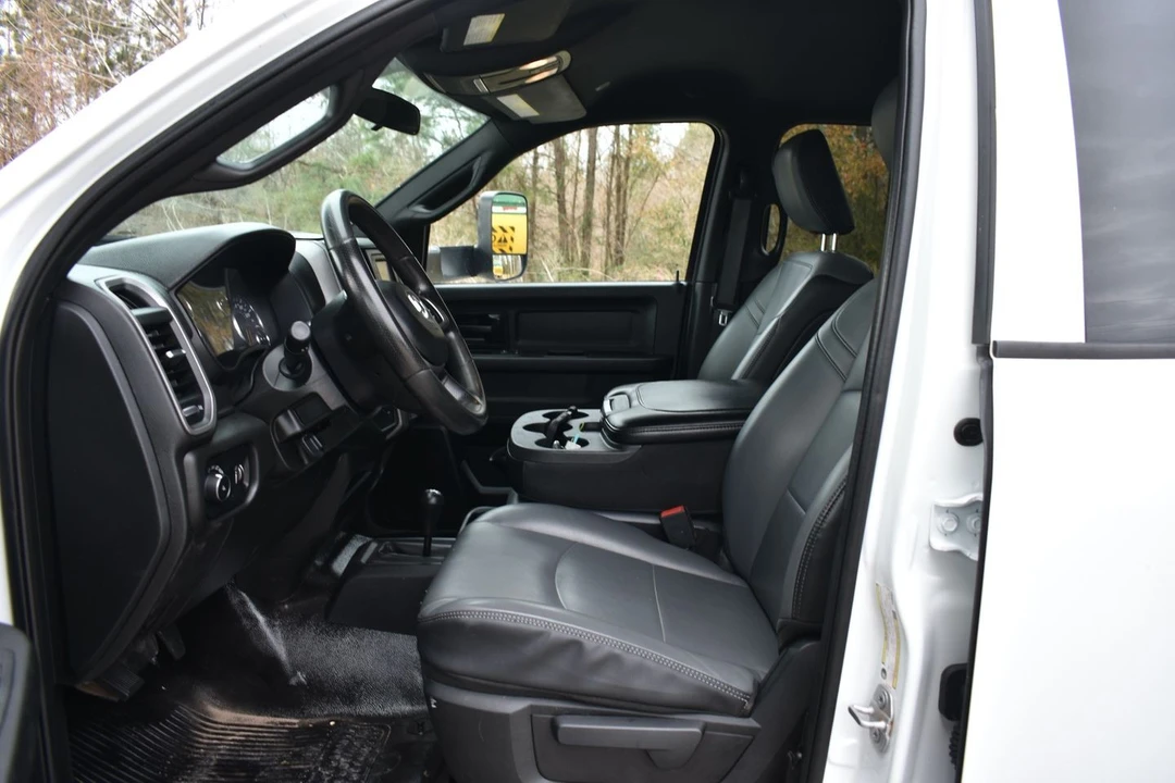 2021 Ram 2500 - Image 10 of 20