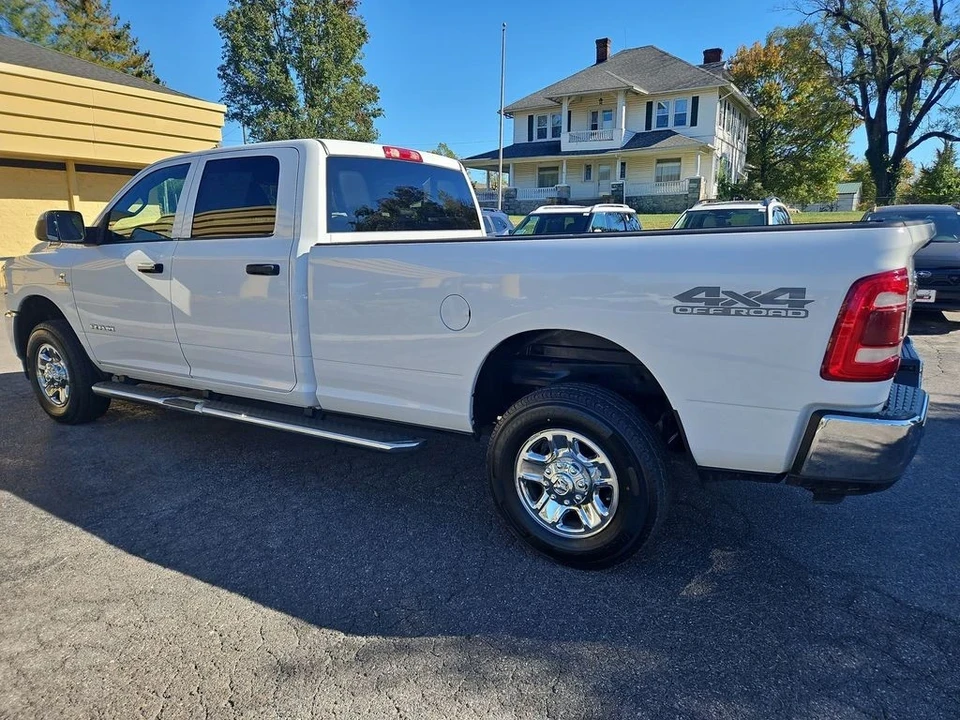 2021 Ram 2500 - Image 3 of 12