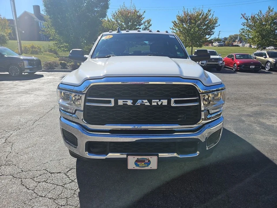 2021 Ram 2500 - Image 9 of 12
