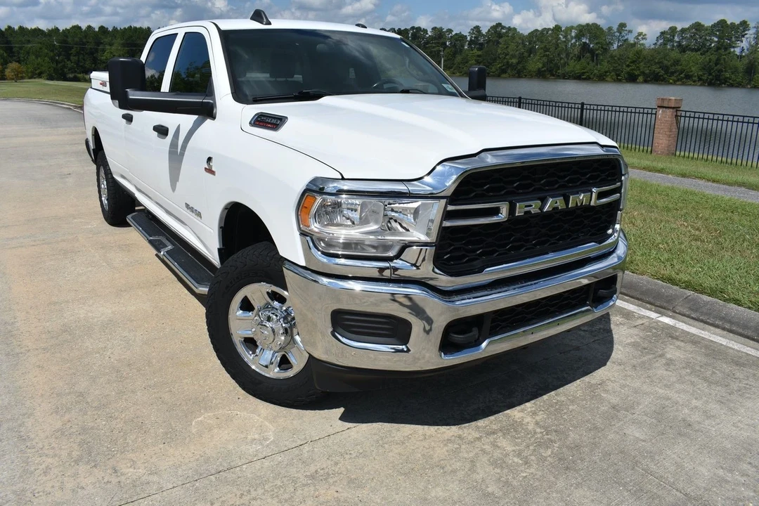 2021 Ram 2500 - Image 2 of 12