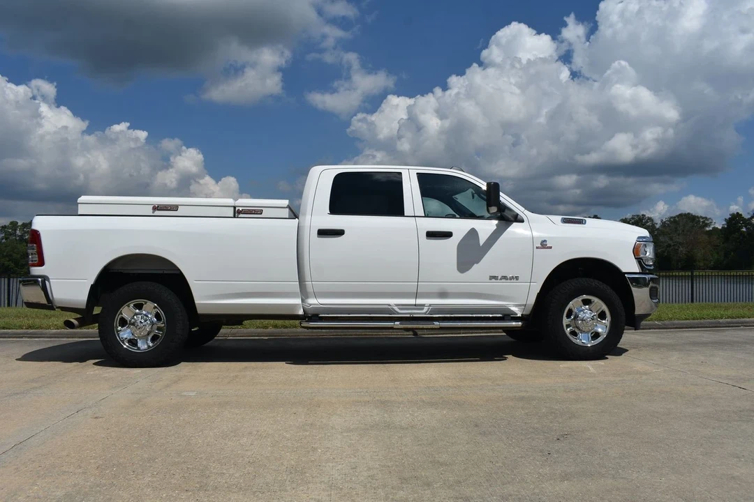 2021 Ram 2500 - Image 3 of 12