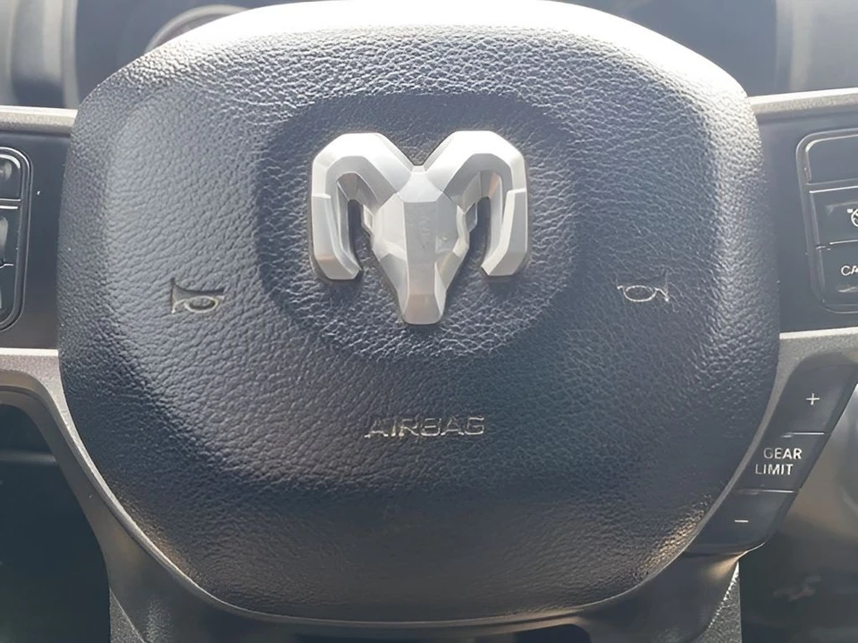 2021 Ram 2500 - Image 15 of 31