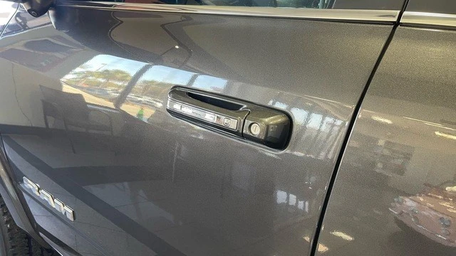 2021 Ram 3500 - Image 13 of 31