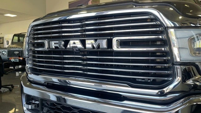 2021 Ram 3500 - Image 10 of 31