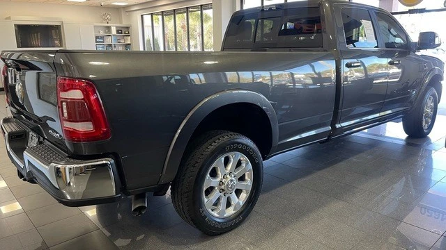 2021 Ram 3500 - Image 4 of 31