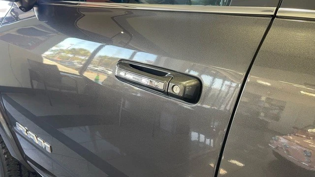 2021 Ram 3500 - Image 13 of 31