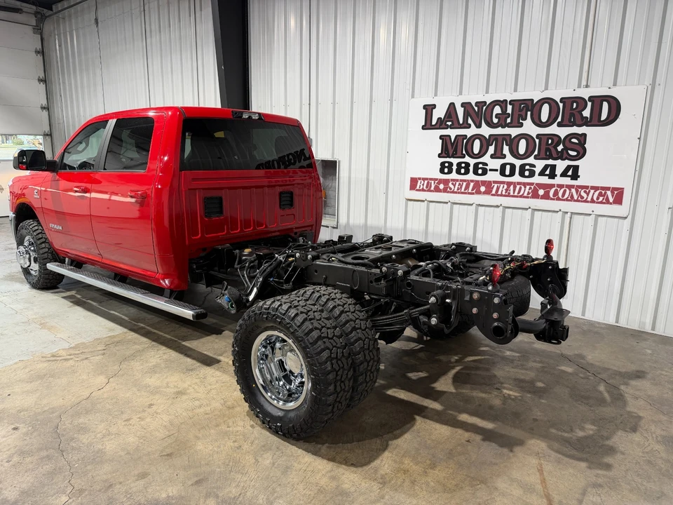 2021 Ram 3500 - Image 5 of 21