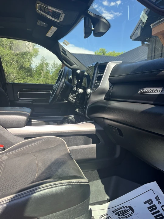 2021 Ram 3500 - Image 9 of 11