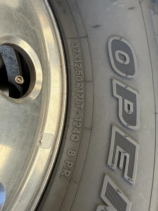 2021 Ram 3500 - Image 3 of 14